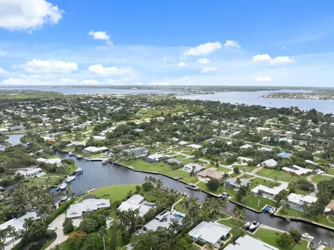 2236 NW Fork Road Stuart FL 34994