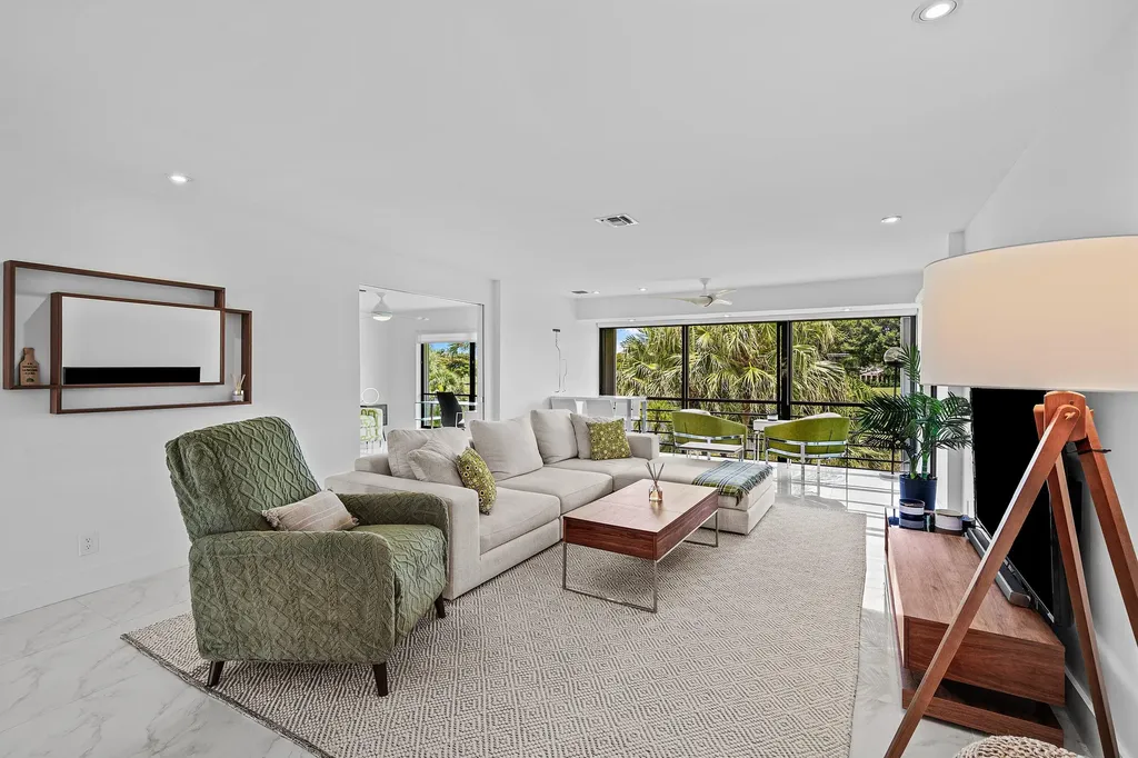 3808 Quail Ridge Drive N Boynton Beach FL 33436