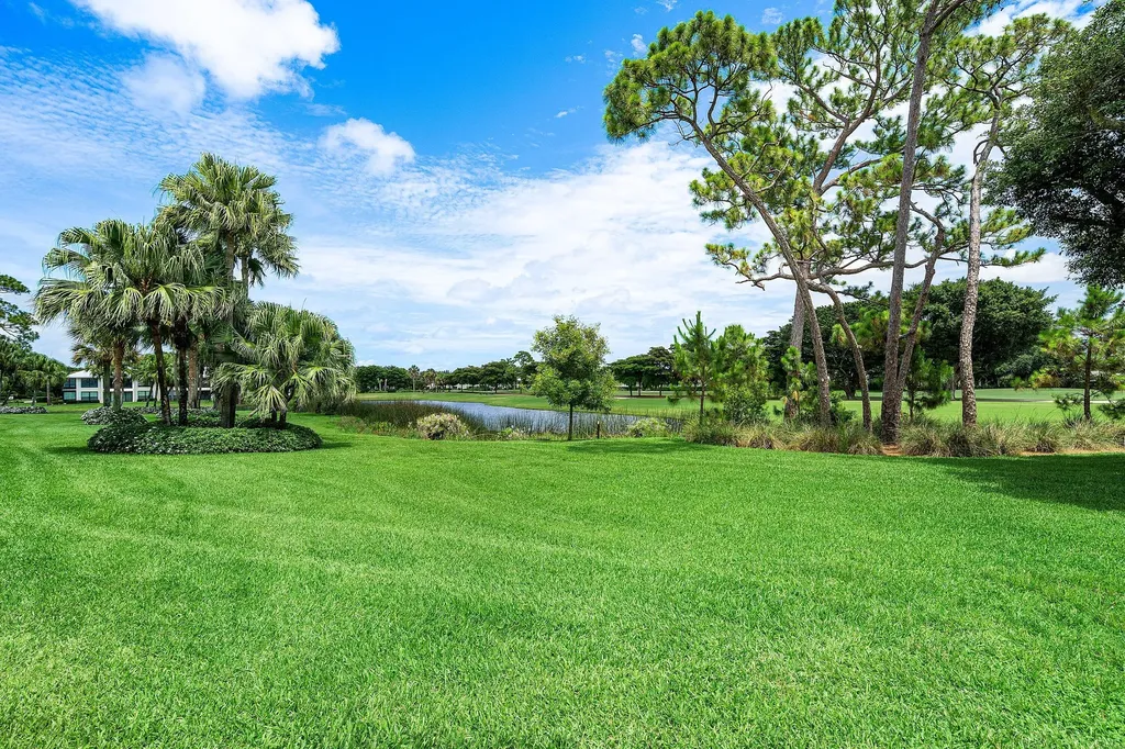 3808 Quail Ridge Drive N Boynton Beach FL 33436