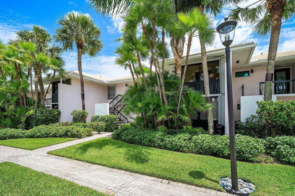 3808 Quail Ridge Drive N Boynton Beach FL 33436