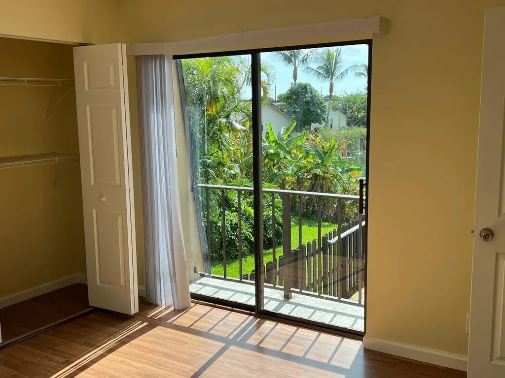 6003 Waterview Circle Palm Springs FL 33461