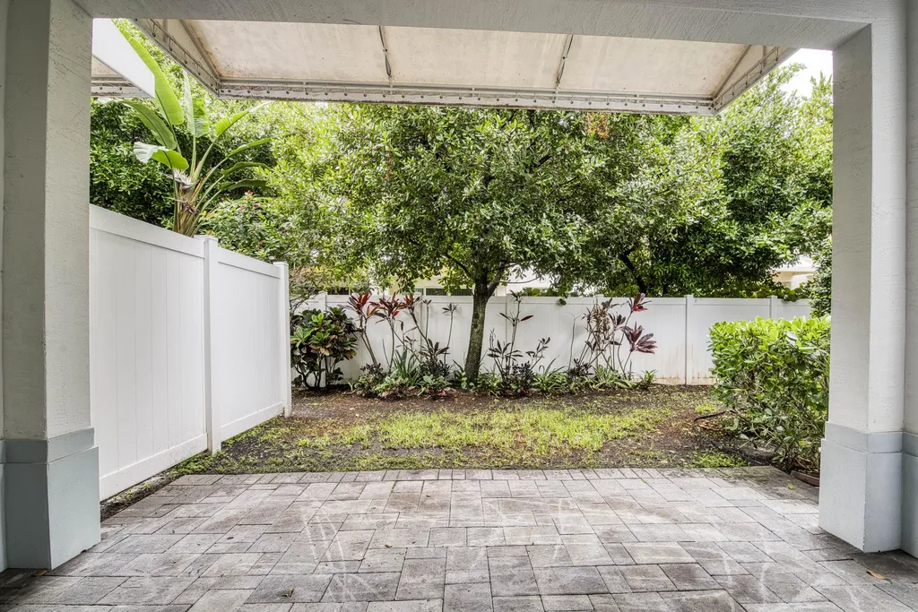 4829 Pointe Midtown Road Palm Beach Gardens FL 33418