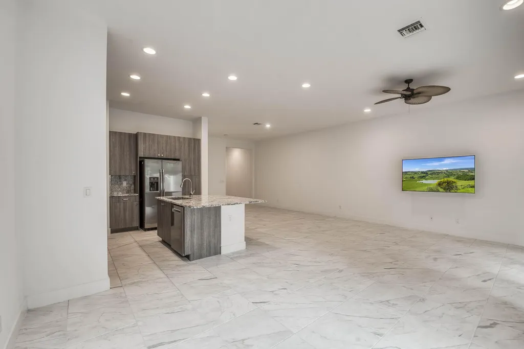 4829 Pointe Midtown Road Palm Beach Gardens FL 33418