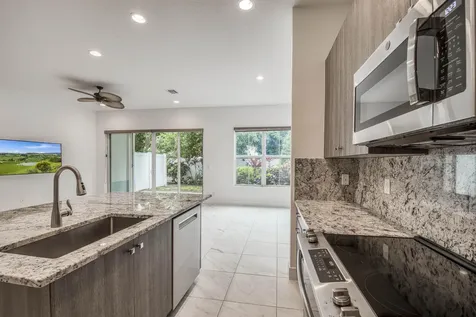 4829 Pointe Midtown Road Palm Beach Gardens FL 33418