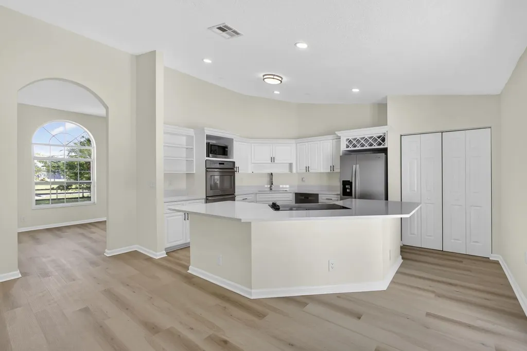 16526 N 78th Road Road N The Acreage FL 33470