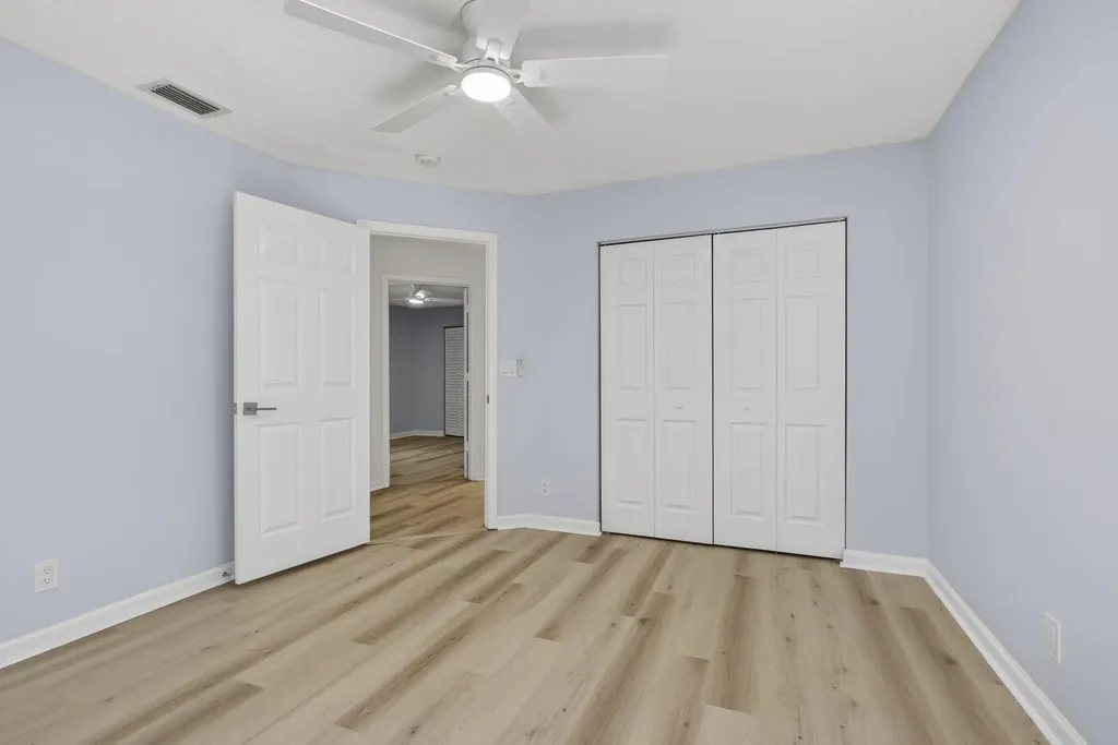 16526 N 78th Road Road N The Acreage FL 33470