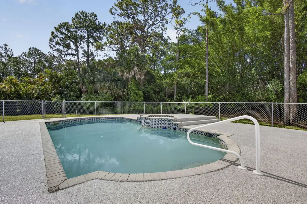 16526 N 78th Road Road N The Acreage FL 33470