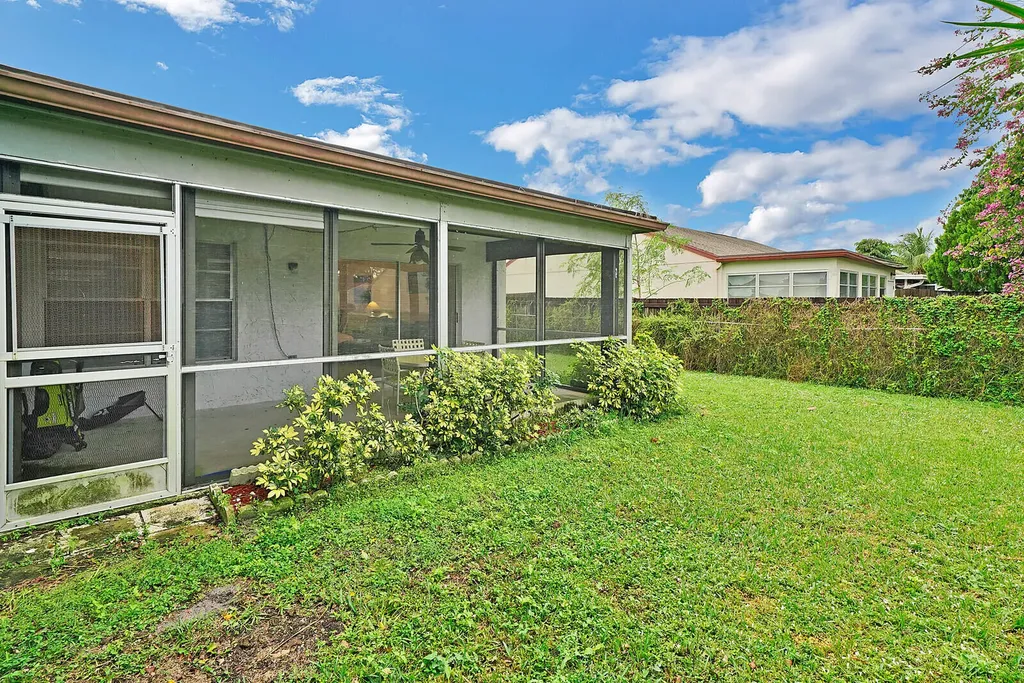 113 Pinewood Court Jupiter FL 33458