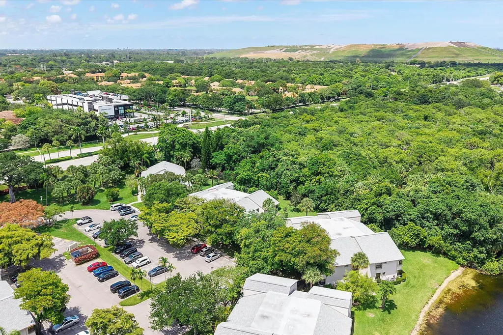 3873 NW 35th Street Coconut Creek FL 33066