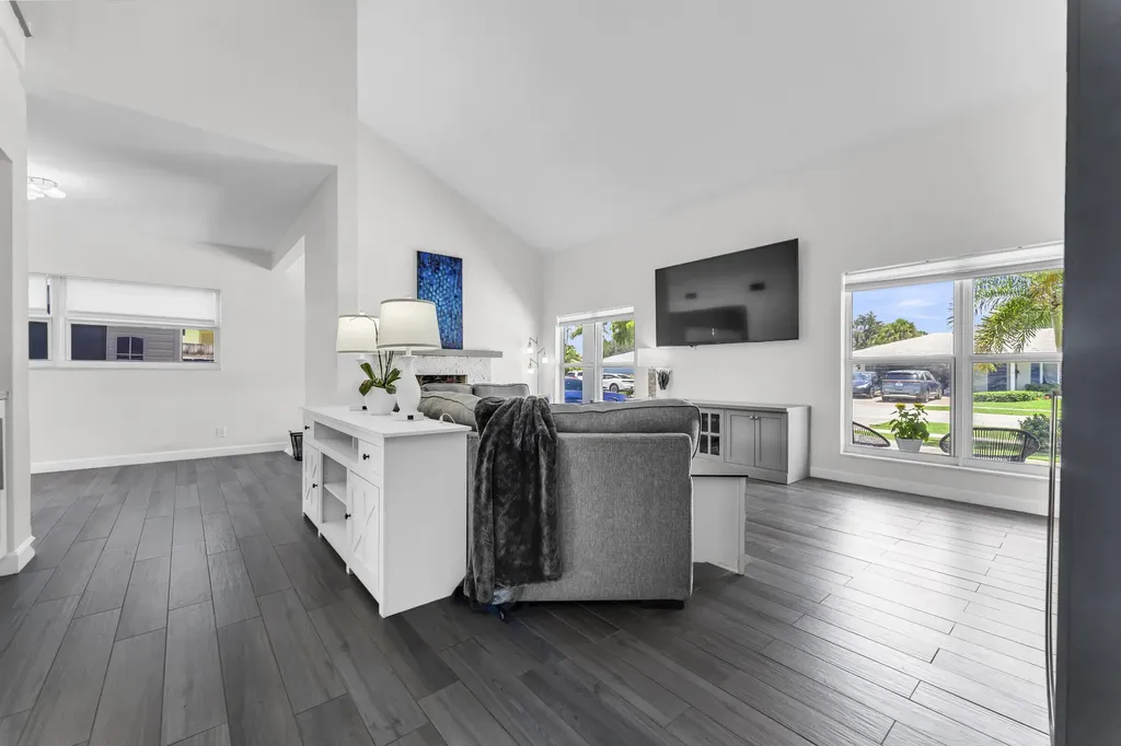 1472 SW 13th Street Boca Raton FL 33486