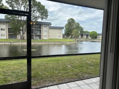 8051 S Colony Circle Tamarac FL 33321