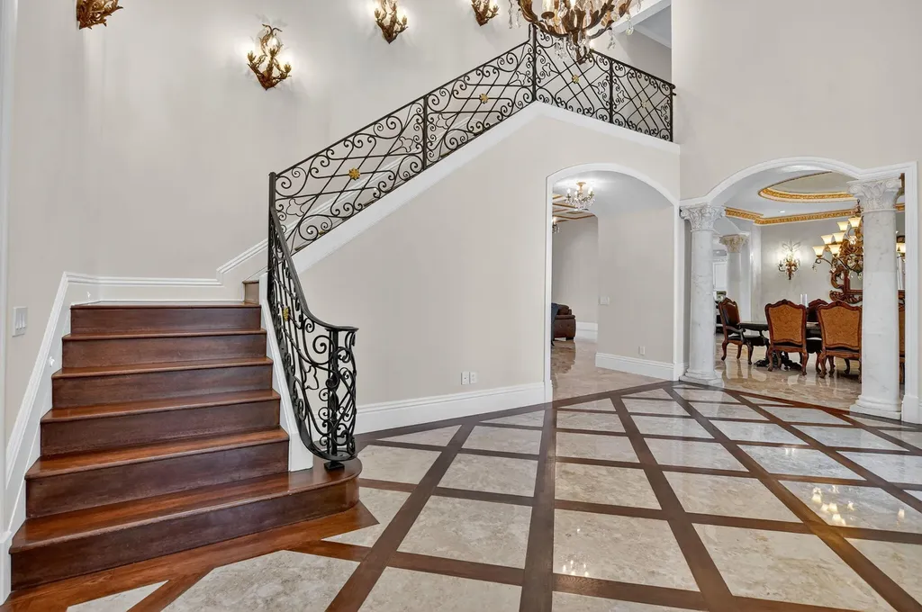377 E Coconut Palm Road Boca Raton FL 33432