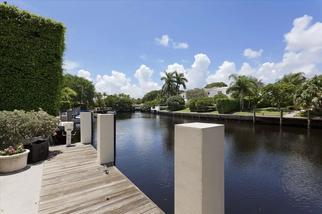 377 E Coconut Palm Road Boca Raton FL 33432