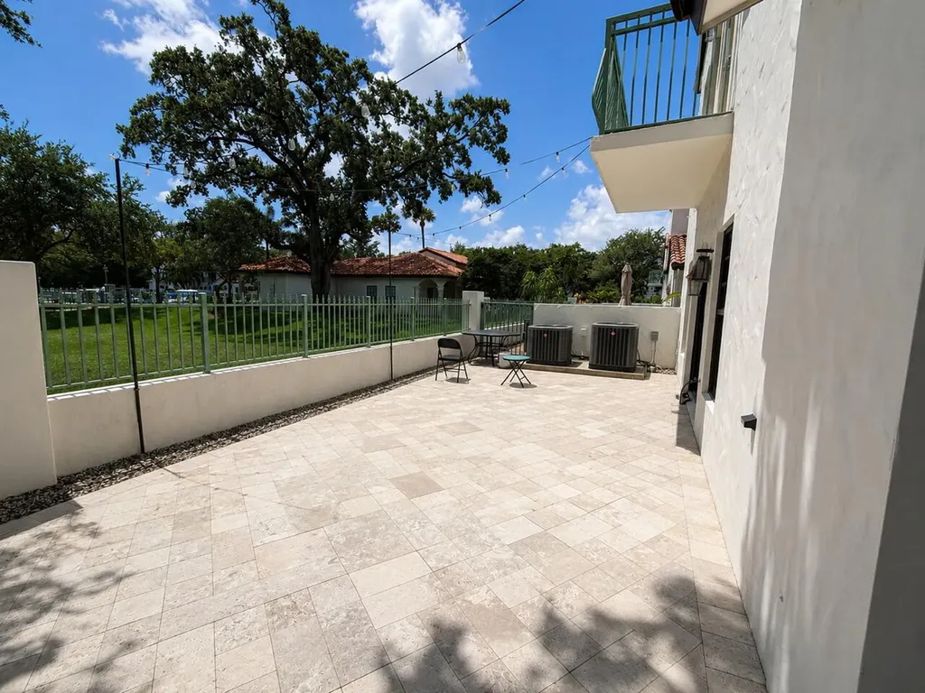 4400 Hidden Harbour Terrace Dania Beach FL 33312