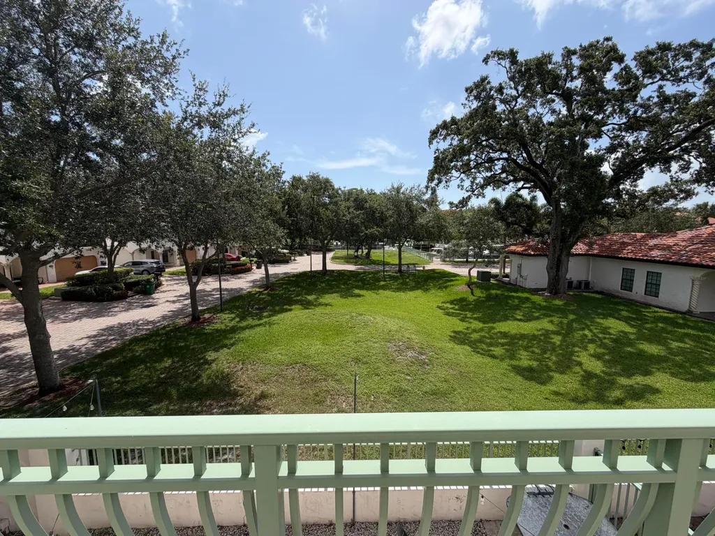 4400 Hidden Harbour Terrace Dania Beach FL 33312