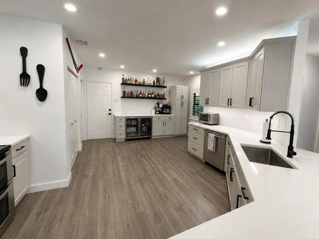 4400 Hidden Harbour Terrace Dania Beach FL 33312