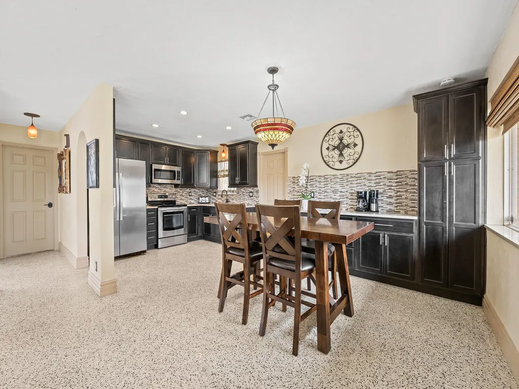 5960 SW 13th Street Plantation FL 33317