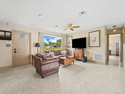 5960 SW 13th Street Plantation FL 33317