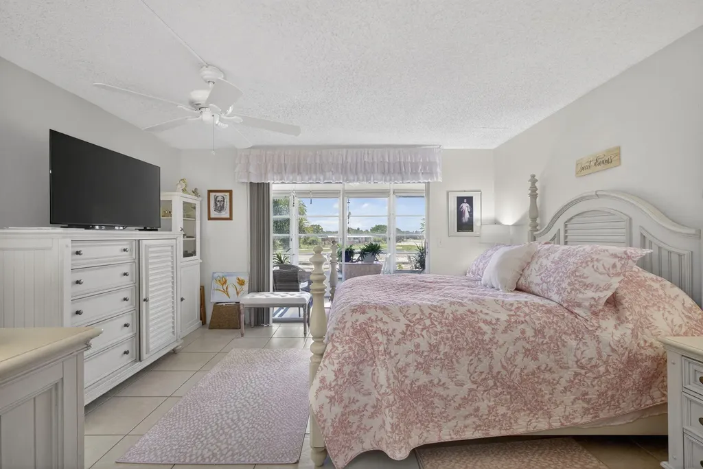 308 Greenbrier A West Palm Beach FL 33417