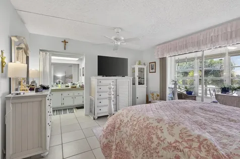 308 Greenbrier A West Palm Beach FL 33417