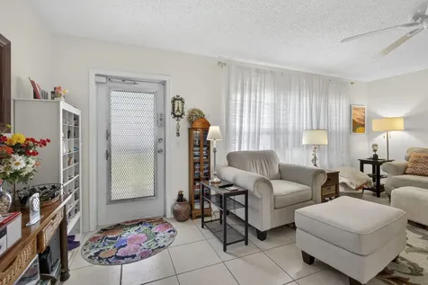 308 Greenbrier A West Palm Beach FL 33417