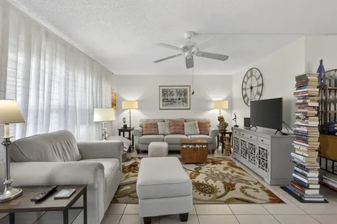 308 Greenbrier A West Palm Beach FL 33417