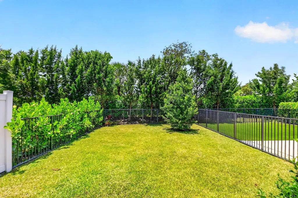 7351 Lenora Lane Lake Worth FL 33467