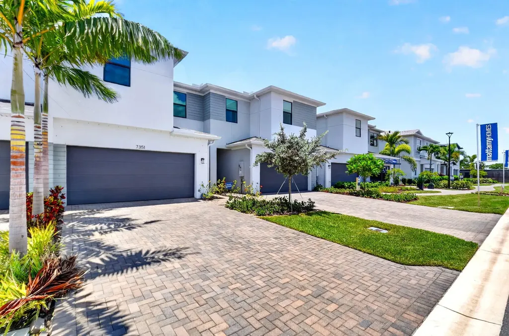 7351 Lenora Lane Lake Worth FL 33467