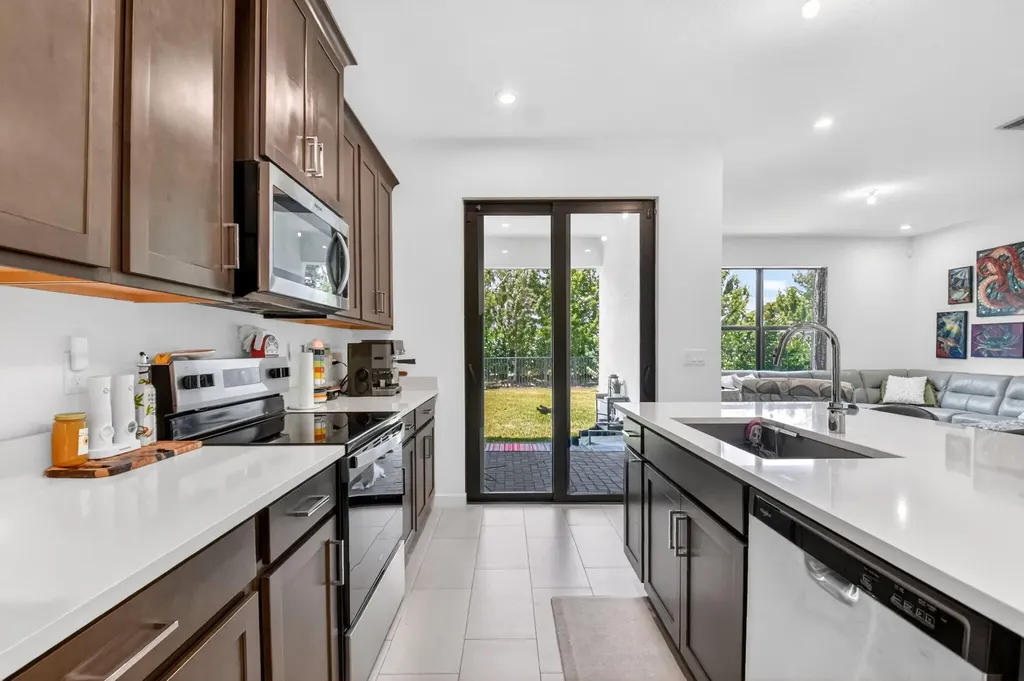 7351 Lenora Lane Lake Worth FL 33467