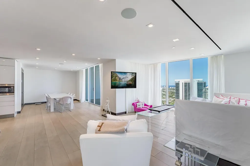 333 Las Olas Way Fort Lauderdale FL 33301