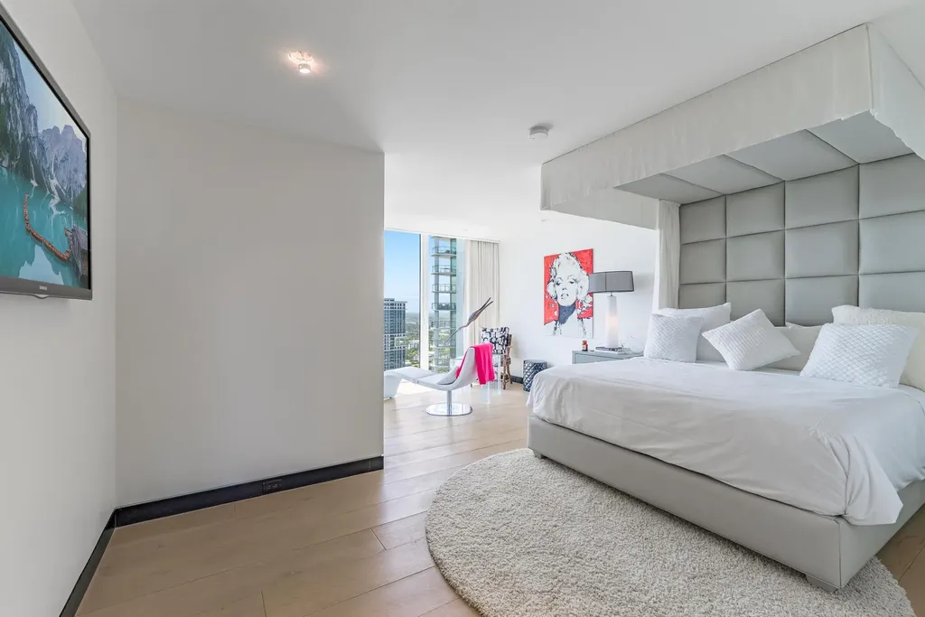 333 Las Olas Way Fort Lauderdale FL 33301
