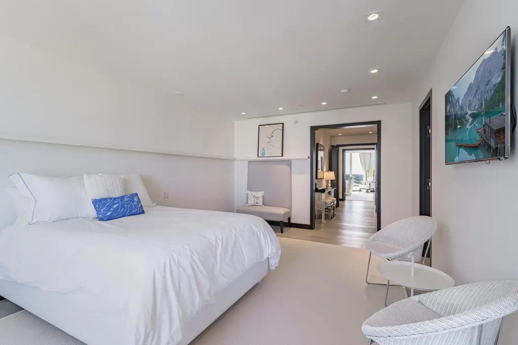 333 Las Olas Way Fort Lauderdale FL 33301