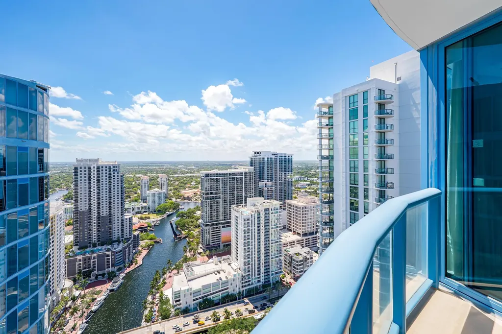 333 Las Olas Way Fort Lauderdale FL 33301