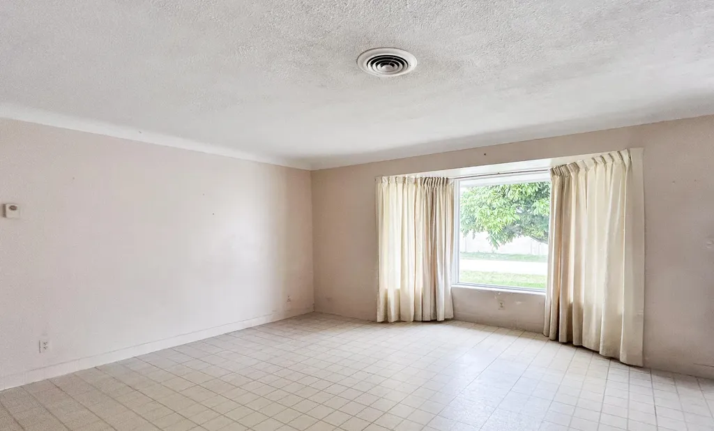 441 SW 6th Avenue Boynton Beach FL 33435