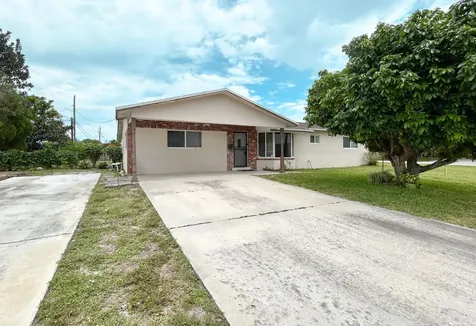 441 SW 6th Avenue Boynton Beach FL 33435