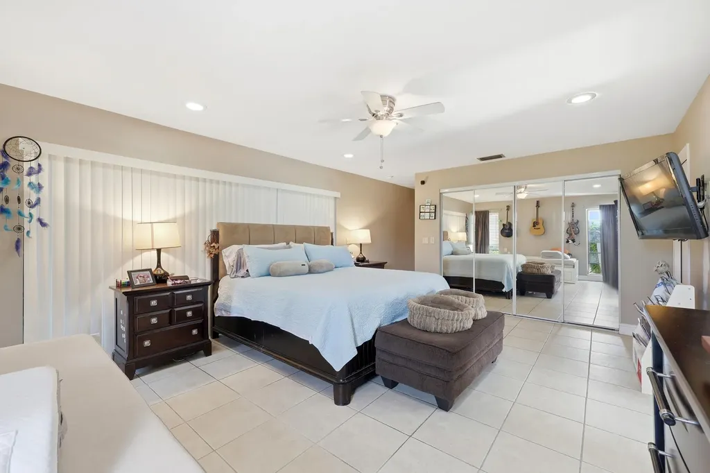 5141 NW 3rd Terrace Boca Raton FL 33487