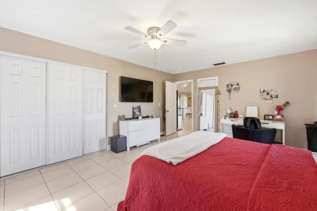 5141 NW 3rd Terrace Boca Raton FL 33487