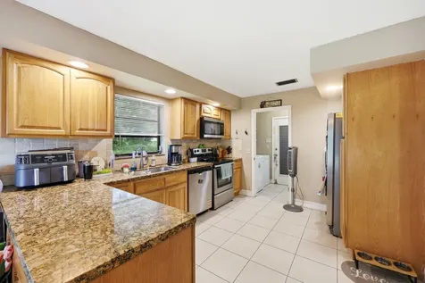 5141 NW 3rd Terrace Boca Raton FL 33487