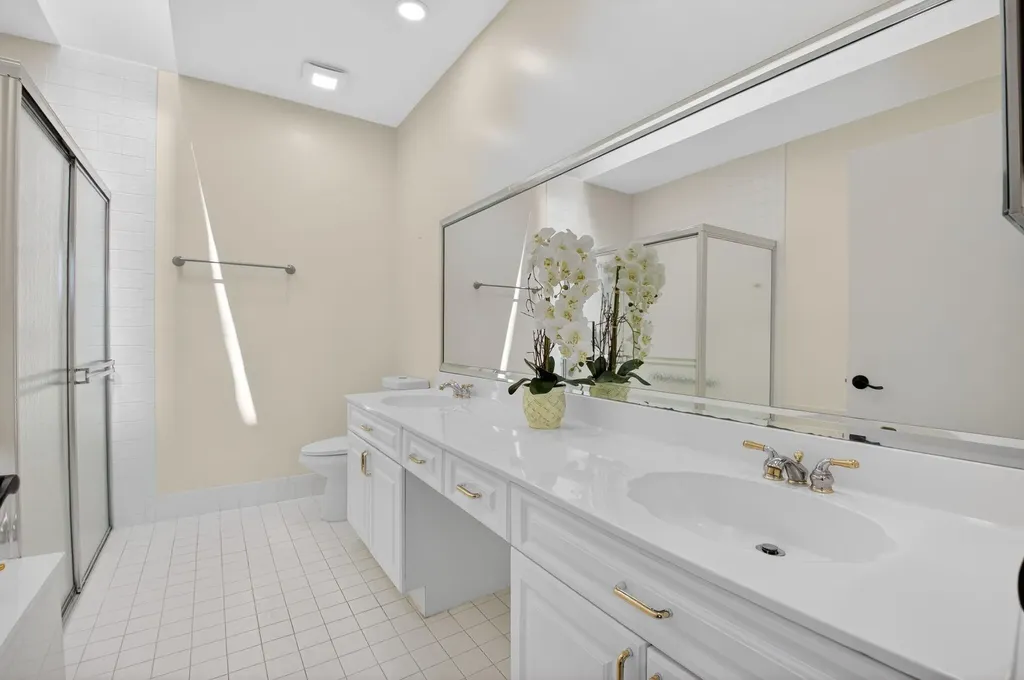 8350 Springlake Drive Boca Raton FL 33496