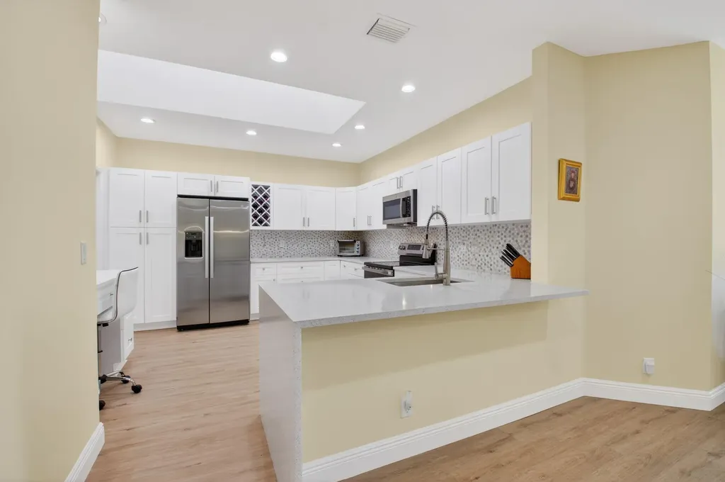 8350 Springlake Drive Boca Raton FL 33496
