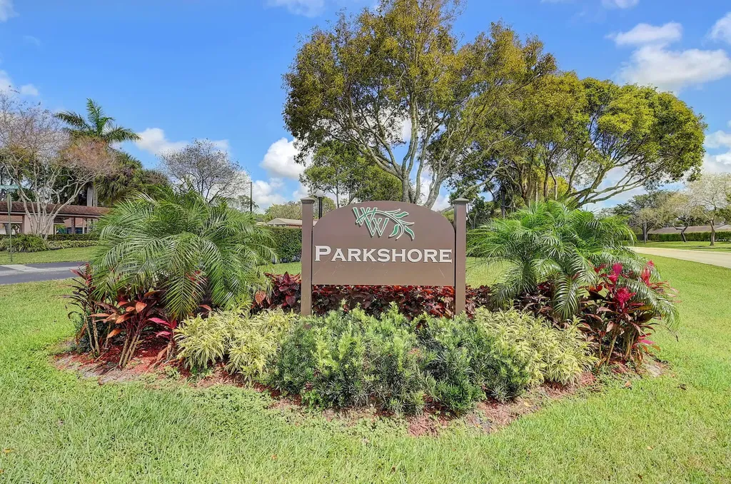 8350 Springlake Drive Boca Raton FL 33496