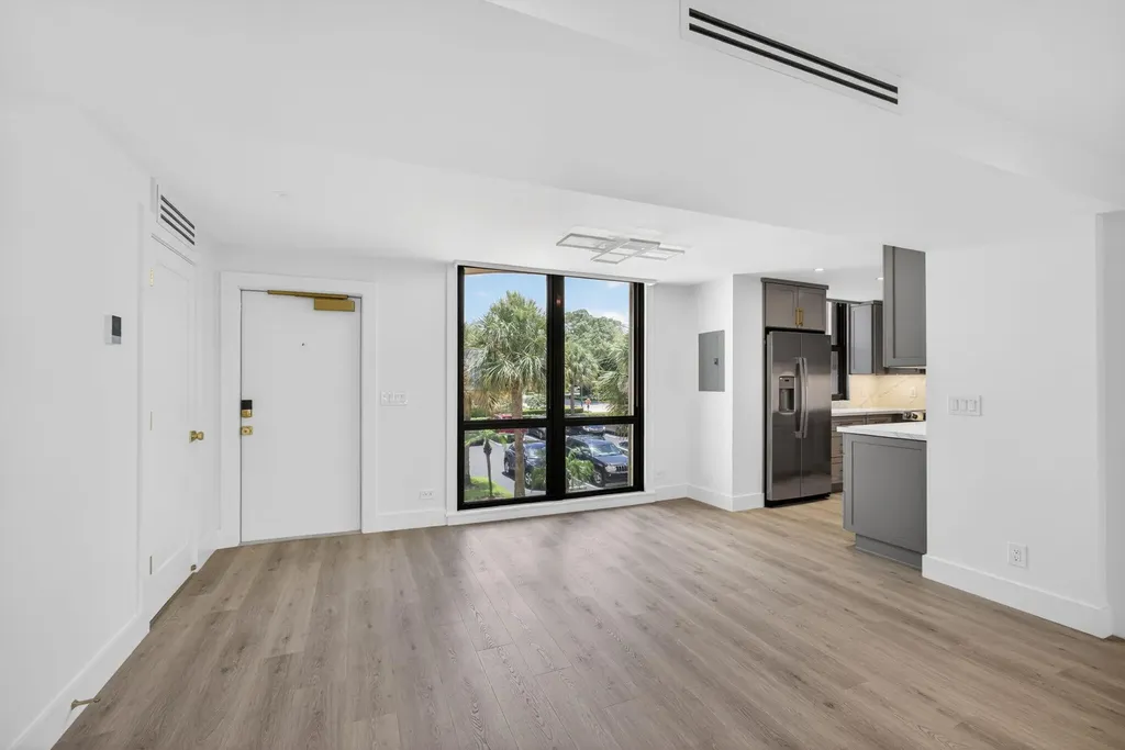 136 Lakeshore Drive North Palm Beach FL 33408