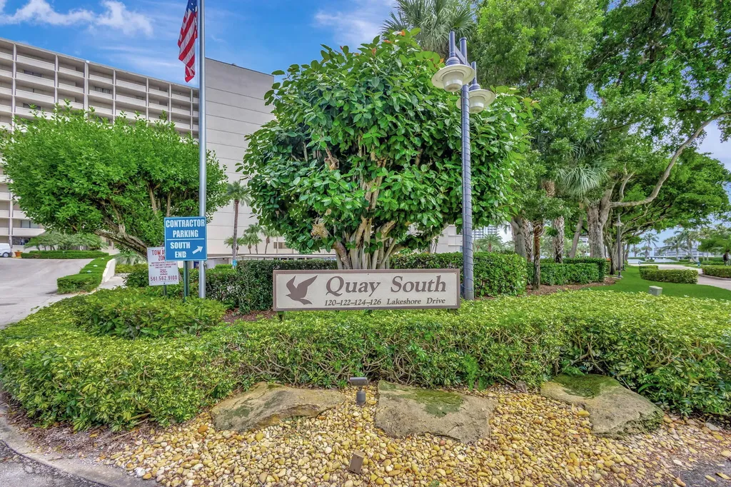 136 Lakeshore Drive North Palm Beach FL 33408