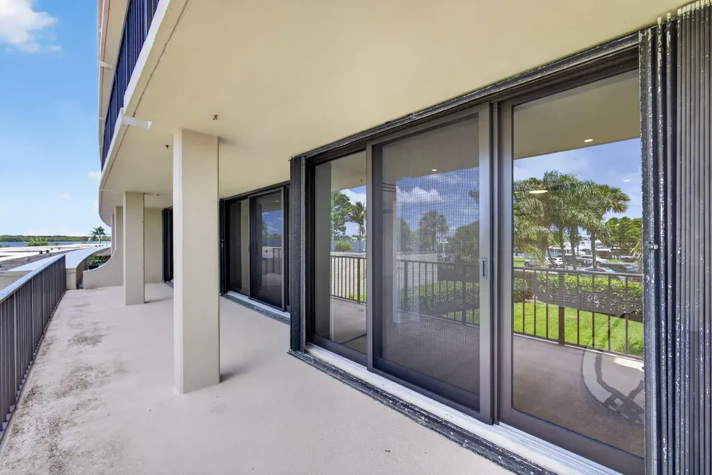 136 Lakeshore Drive North Palm Beach FL 33408