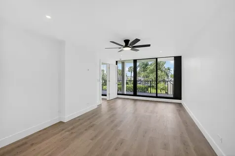 136 Lakeshore Drive North Palm Beach FL 33408