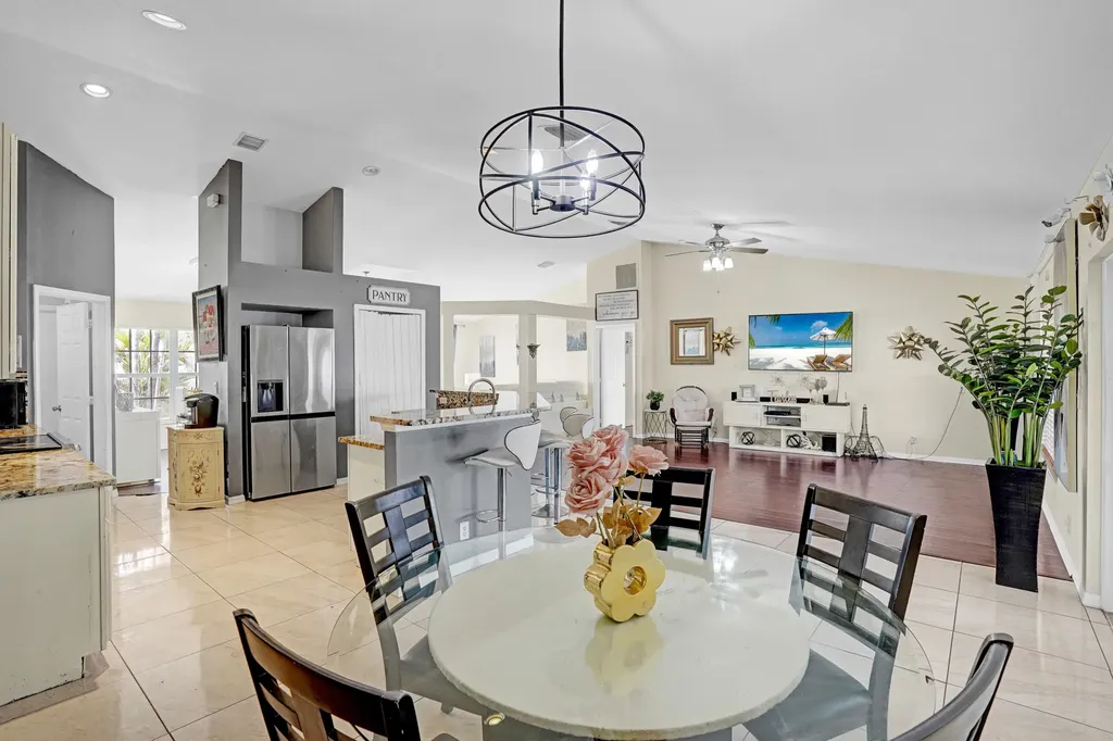 981 SW Mccomkle Avenue Port St Lucie FL 34953