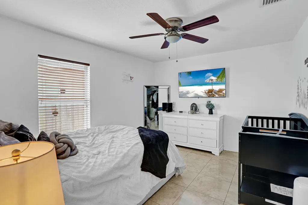 981 SW Mccomkle Avenue Port St Lucie FL 34953