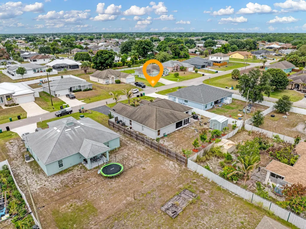 981 SW Mccomkle Avenue Port St Lucie FL 34953