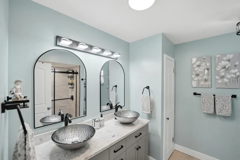 1895 NE Media Avenue Jensen Beach FL 34957