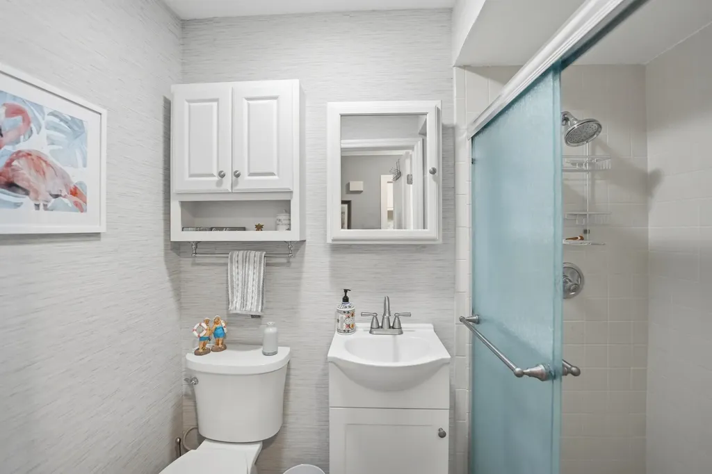1895 NE Media Avenue Jensen Beach FL 34957